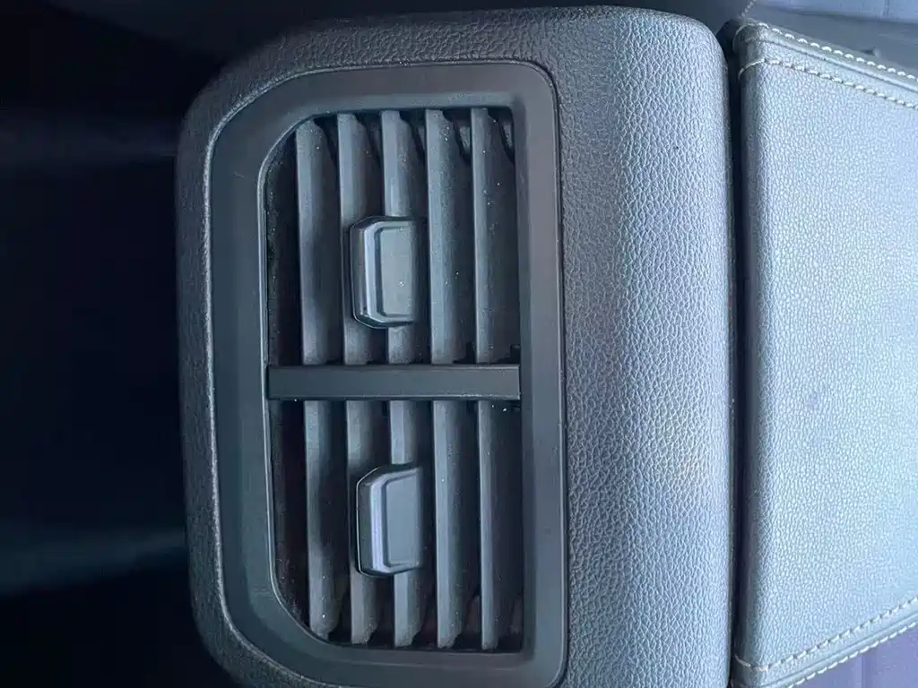 Volkswagen Lavida — миниатюра 22