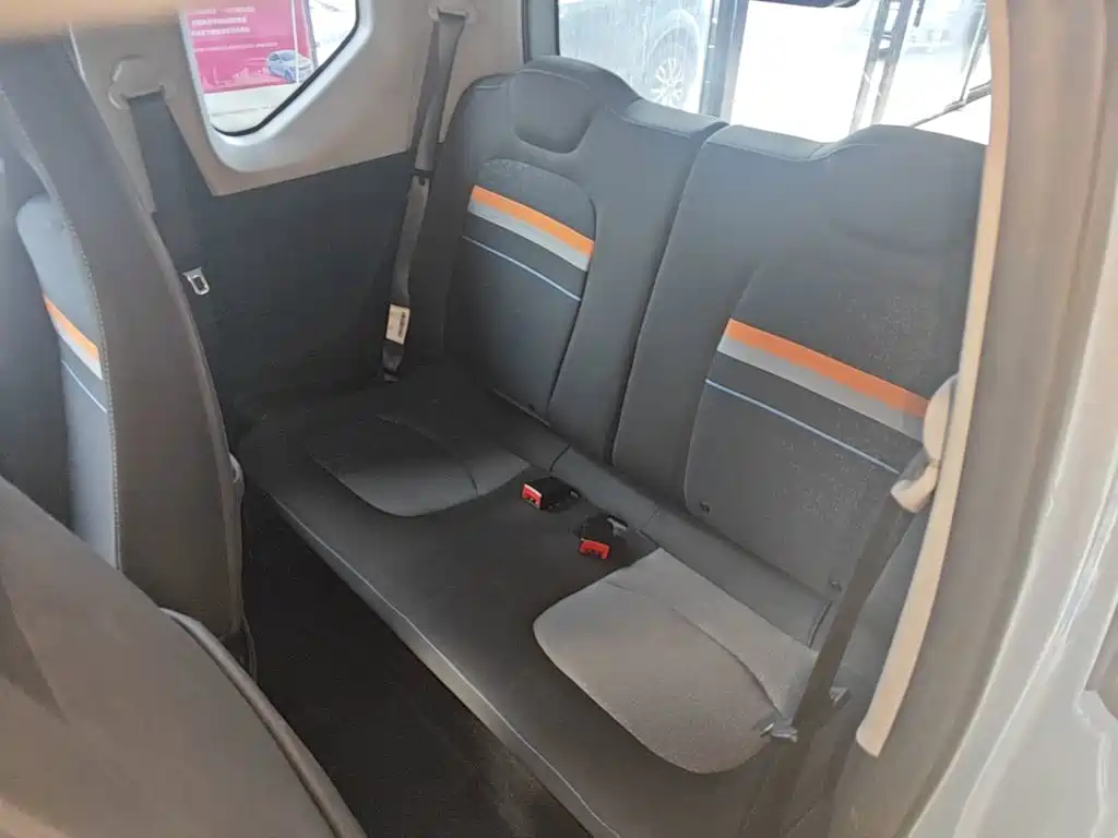 Wuling MINIEV — миниатюра 17