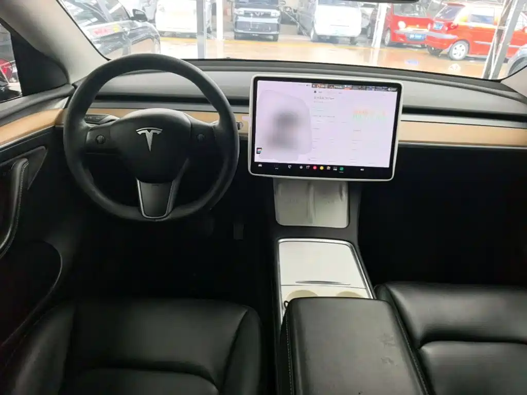 Tesla Model Y — фотографии объявления, Фото 11