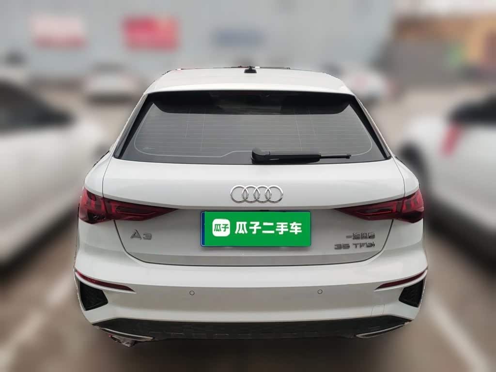 Audi A3 1.4 л 2021 г. Белый, пробег 24900 км