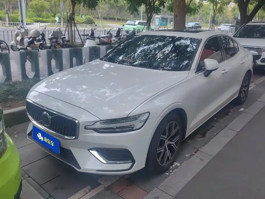 Volvo S60