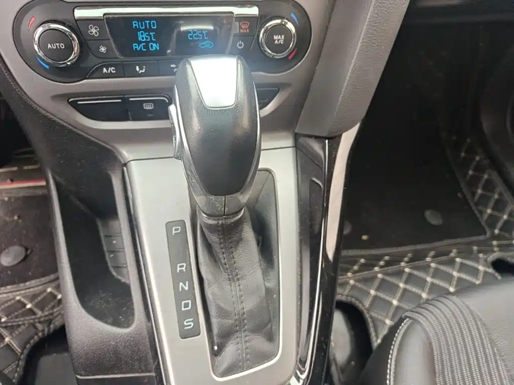 Ford Focus — миниатюра 19