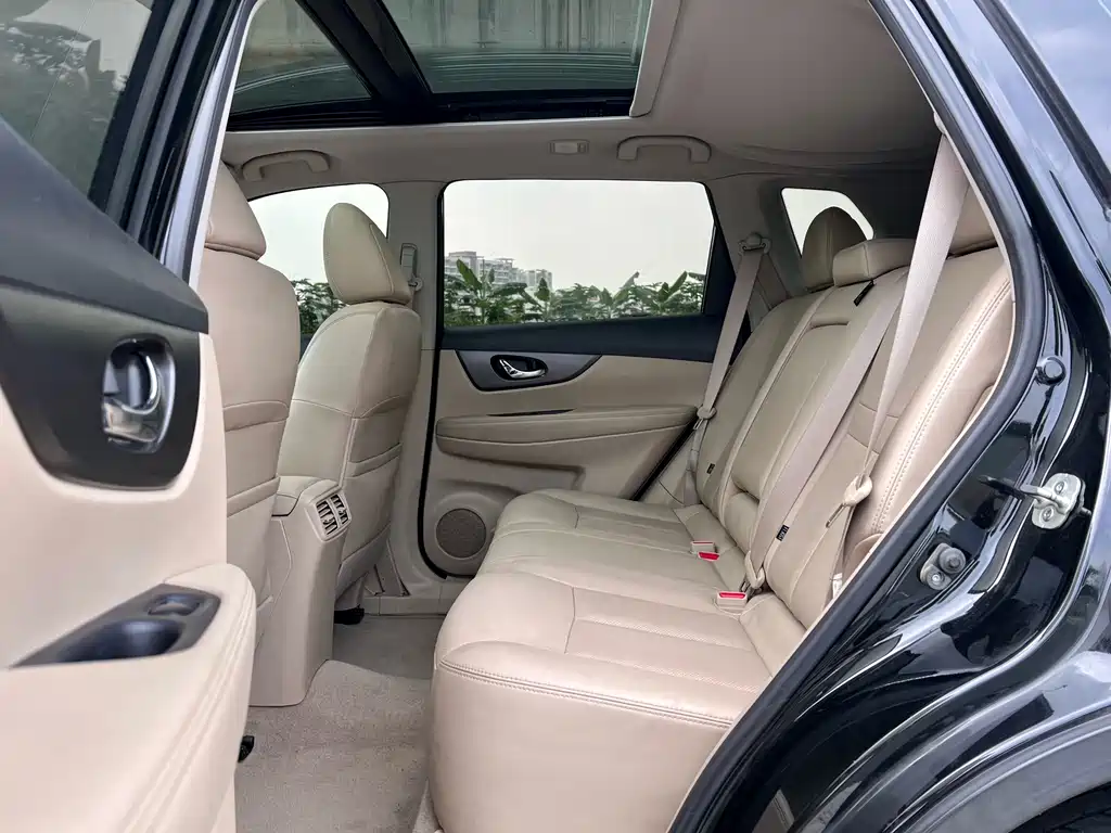 Nissan X-Trail — миниатюра 6