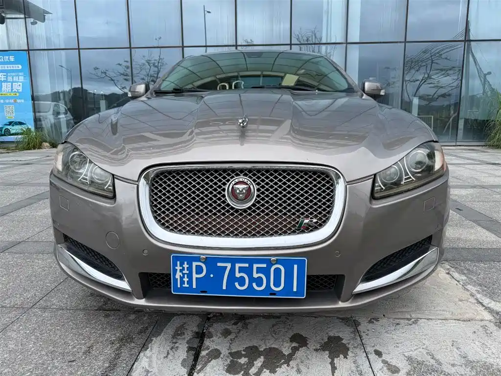 Купить Jaguar XF