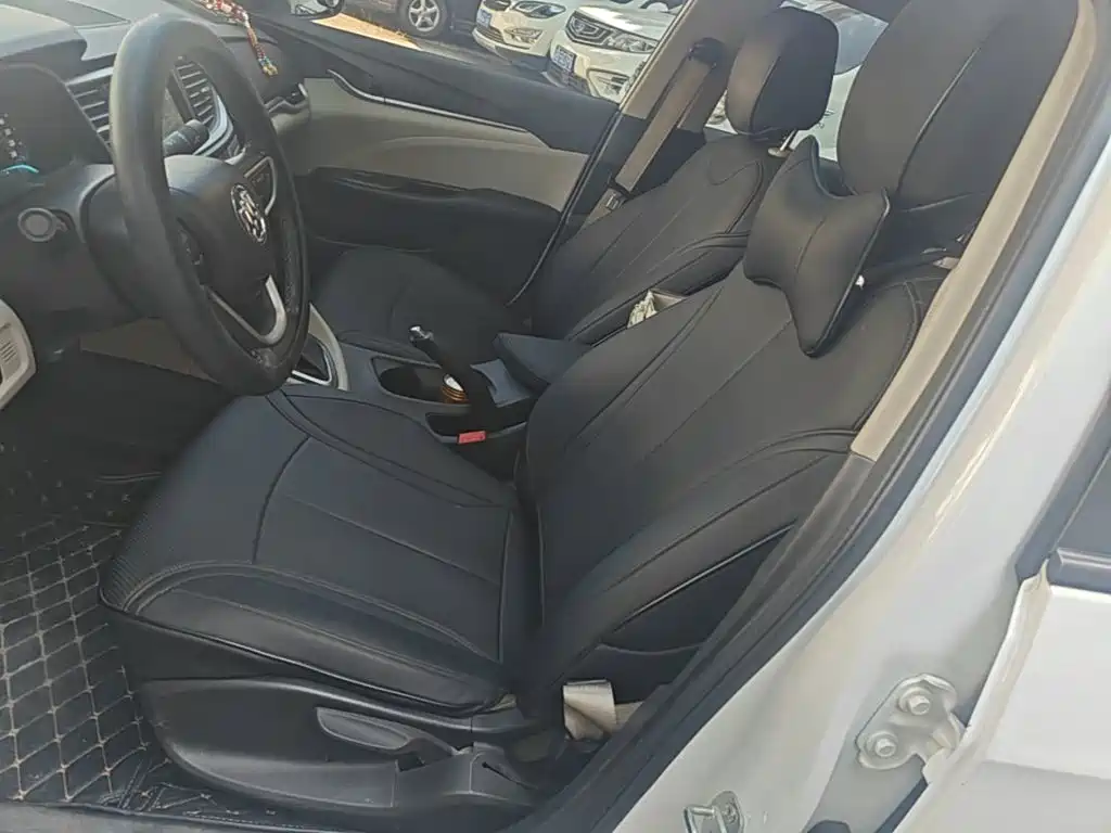 Buick Excelle — миниатюра 15