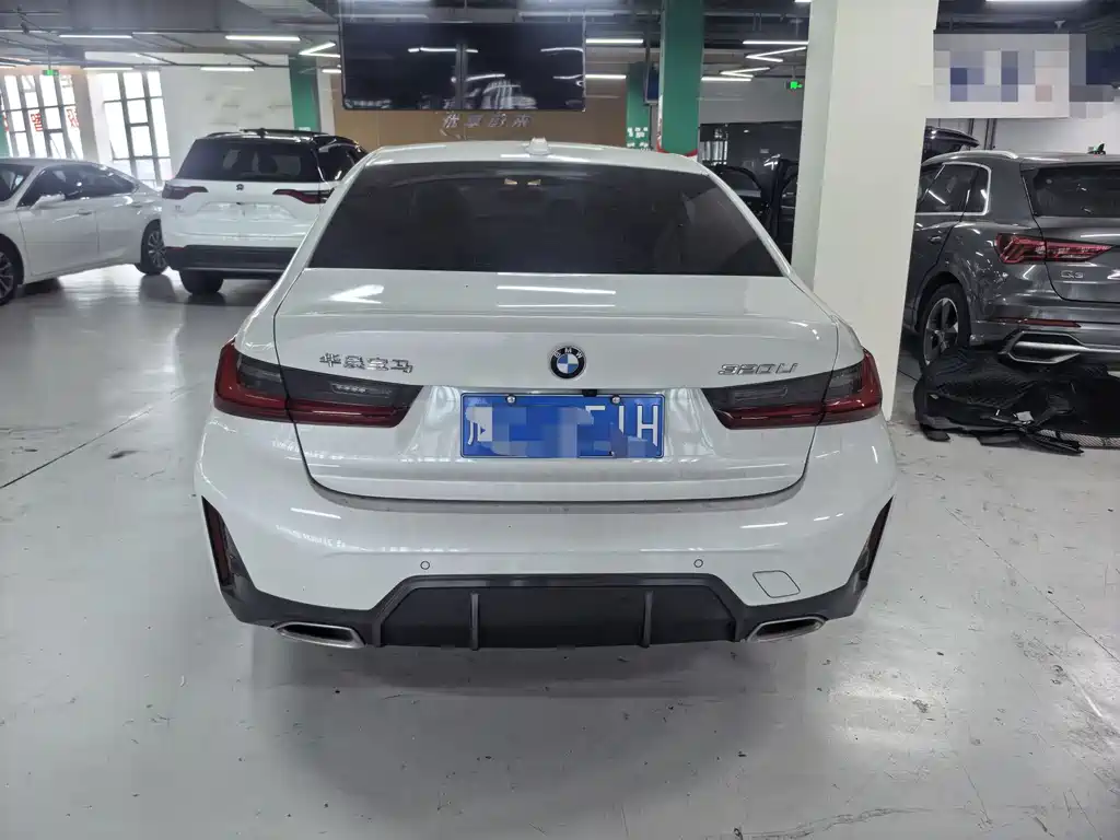 BMW 3 Series — миниатюра 8