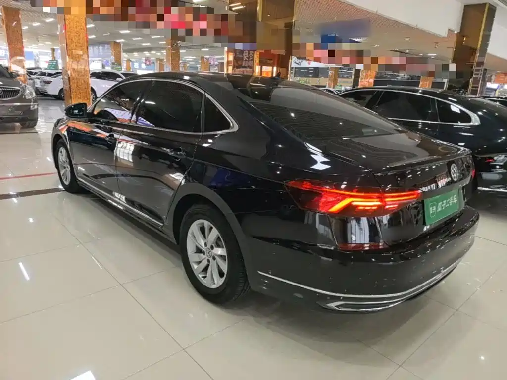 Volkswagen Passat — миниатюра 5