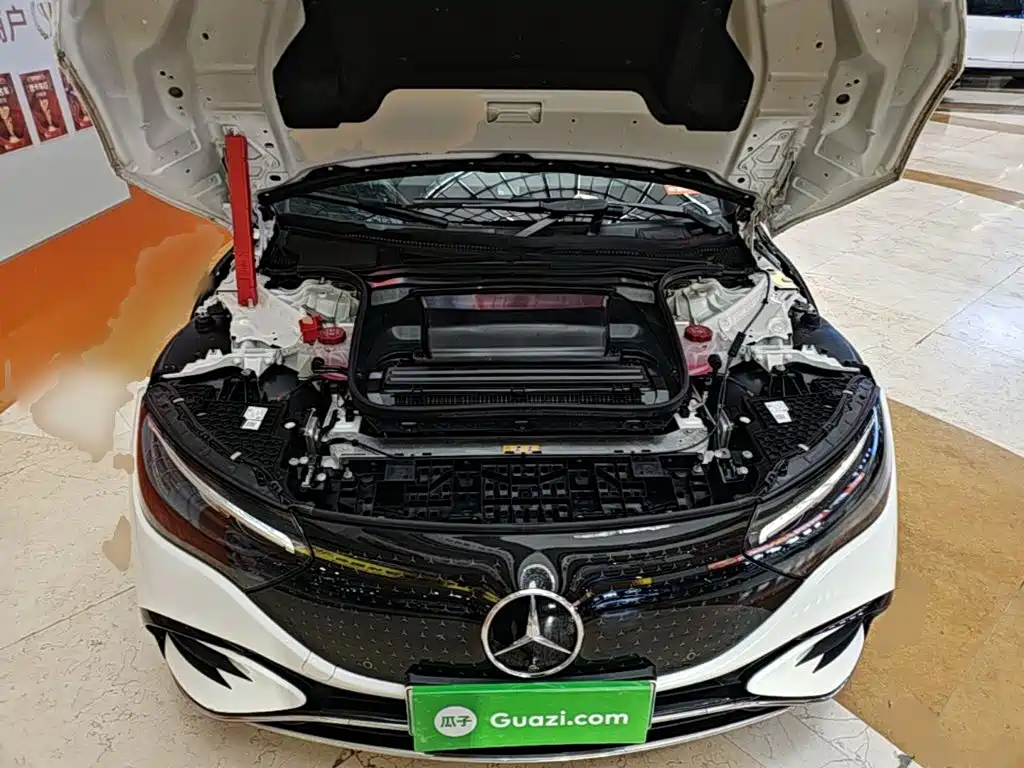 Mercedes-Benz EQE — миниатюра 20