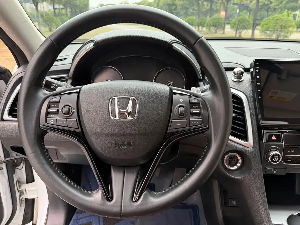 Honda Avancier 2017 370TURBO Premium