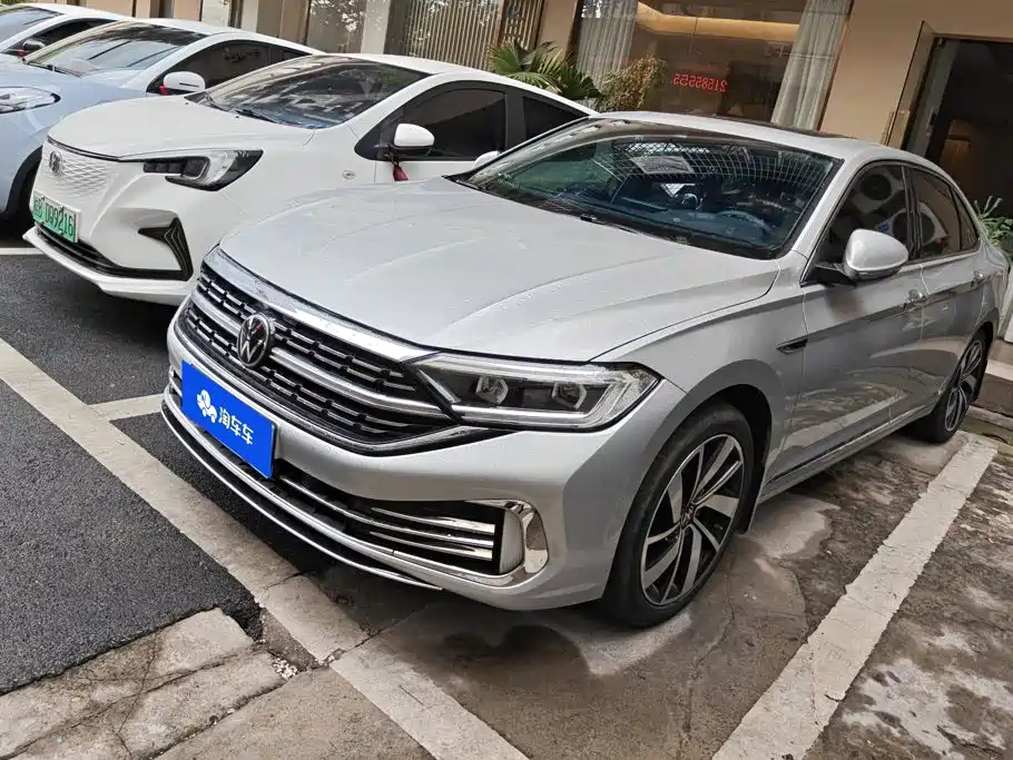 速腾 2023款 300TSI DSG卓越版 2022