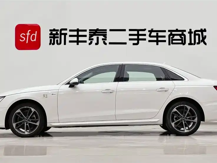 Audi A4L 2023 40 TFSI Fashion