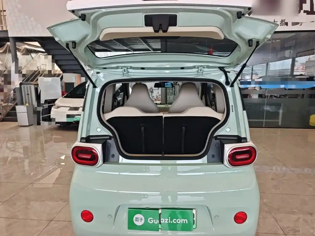 Wuling MINIEV — миниатюра 19
