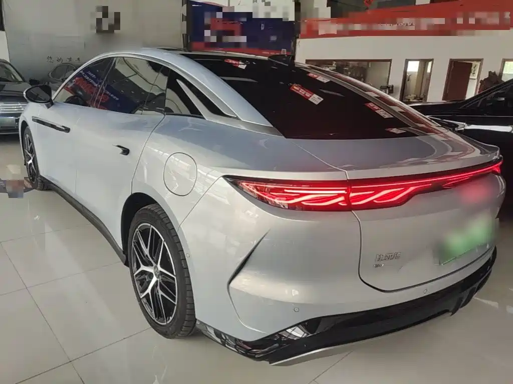 BYD Han L — миниатюра 5