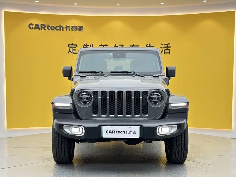 Jeep Wrangler PHEV — миниатюра 2