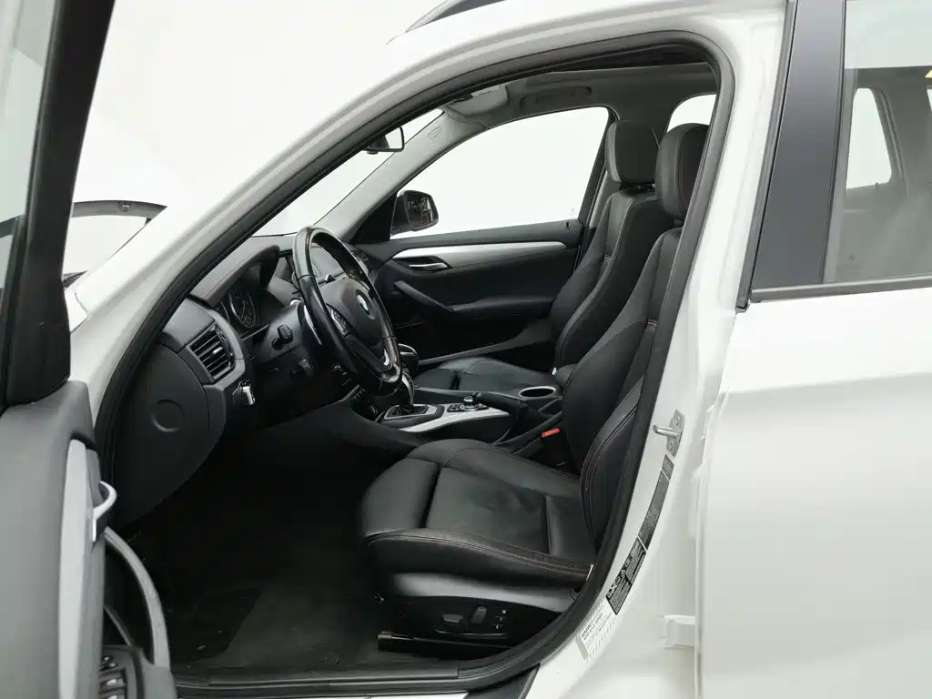 BMW X1 — миниатюра 10