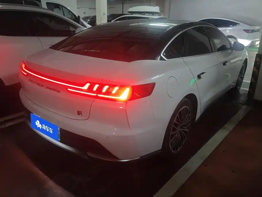 BYD Han — миниатюра 3