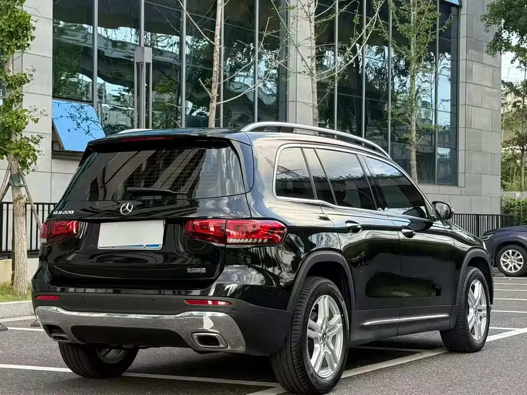 Mercedes-Benz GLB — миниатюра 5