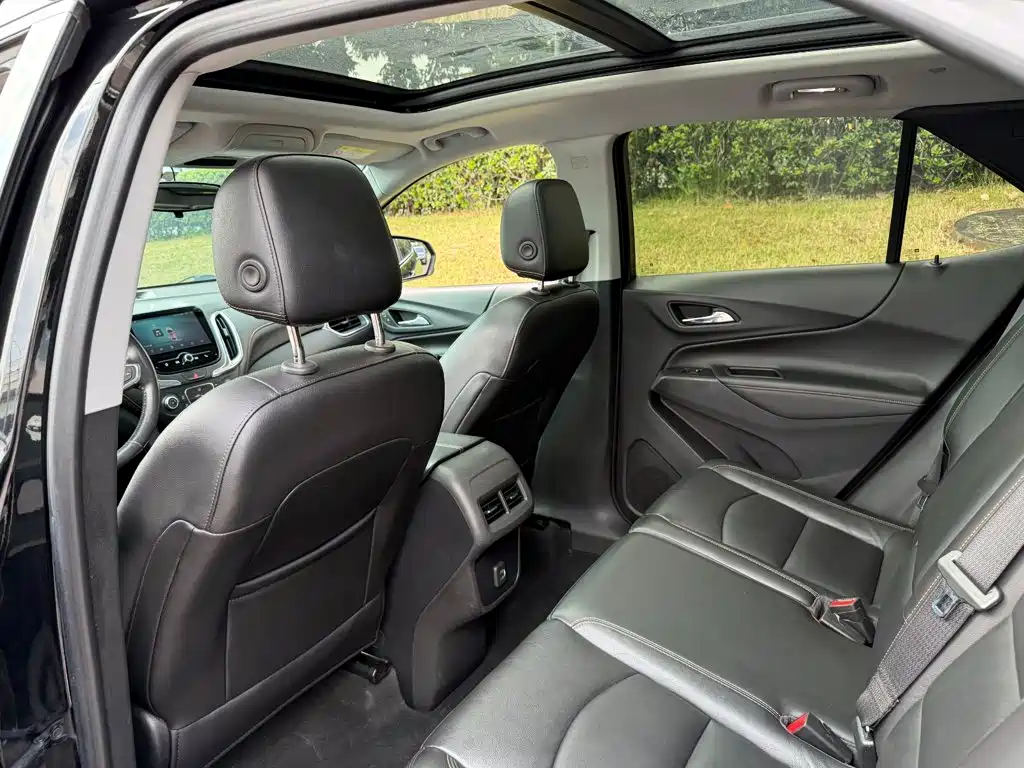Chevrolet Equinox — миниатюра 11