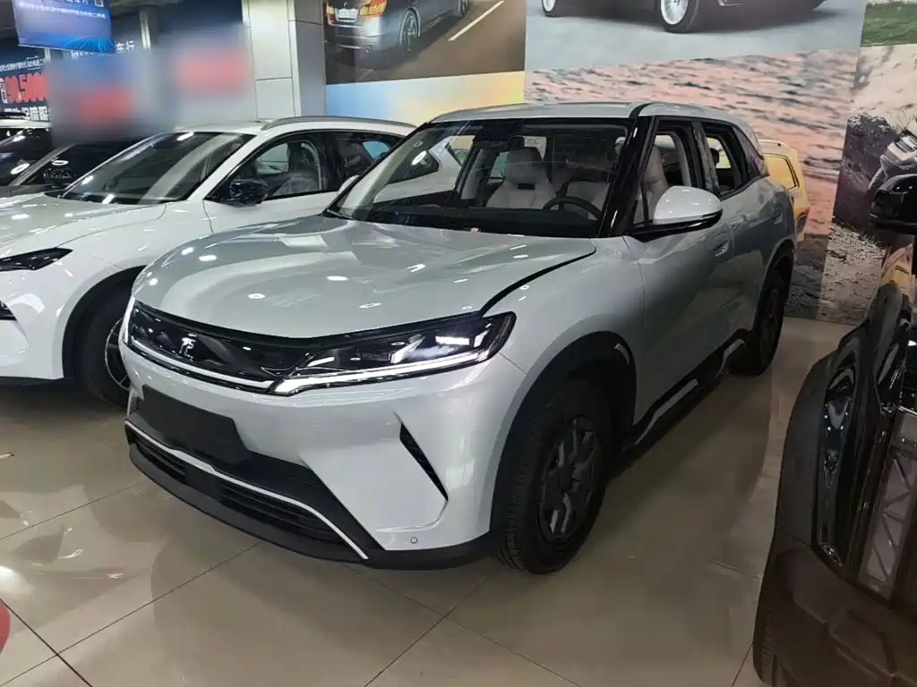 BYD Yuan UP