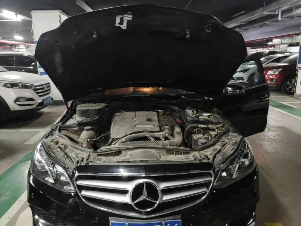 Mercedes-Benz E-Class — миниатюра 16
