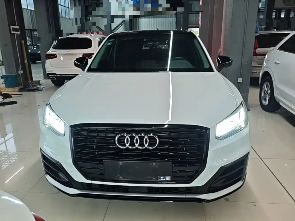 Audi Q2L — миниатюра 3