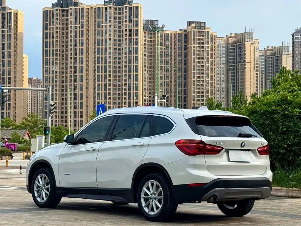 BMW X1 — миниатюра 7
