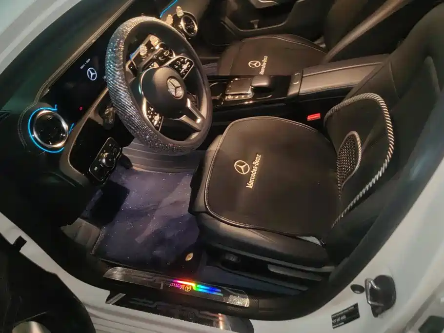 Mercedes-Benz A-Class — миниатюра 9
