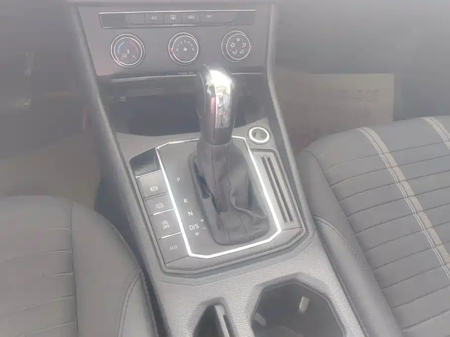 Volkswagen Lavida — миниатюра 16