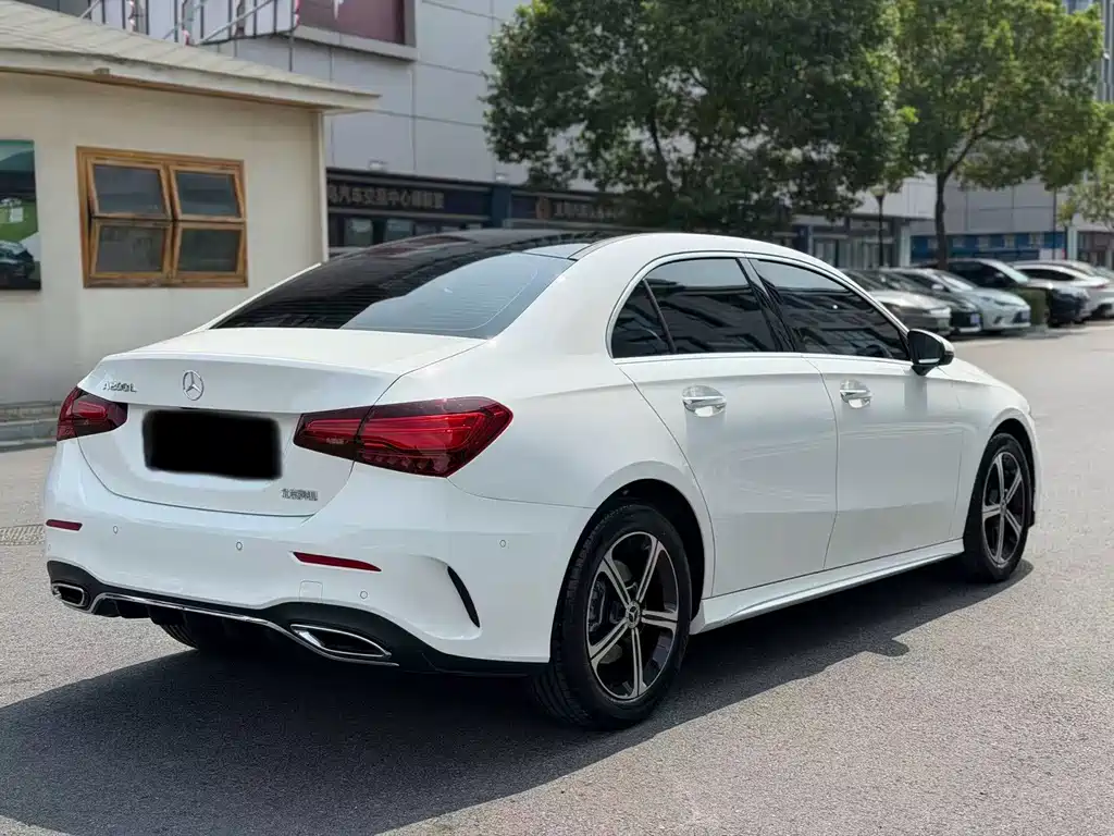 Mercedes-Benz A-Class — миниатюра 16