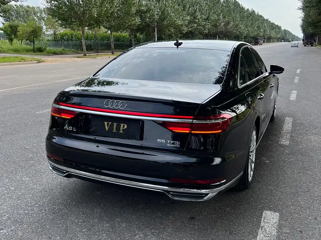 Audi A8 — миниатюра 9