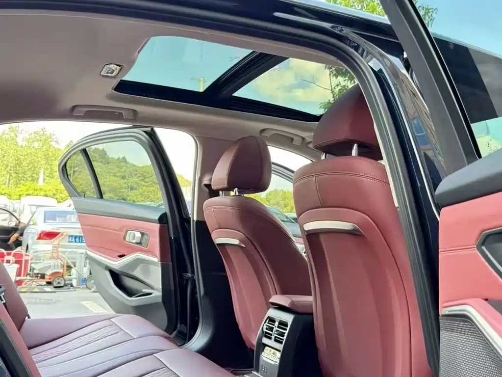 BMW 3 Series — миниатюра 6
