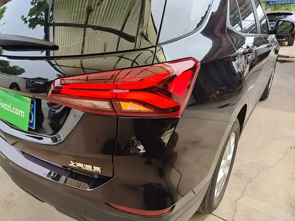 Chevrolet Equinox — миниатюра 8