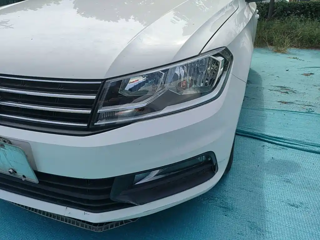 Volkswagen Santana — миниатюра 24