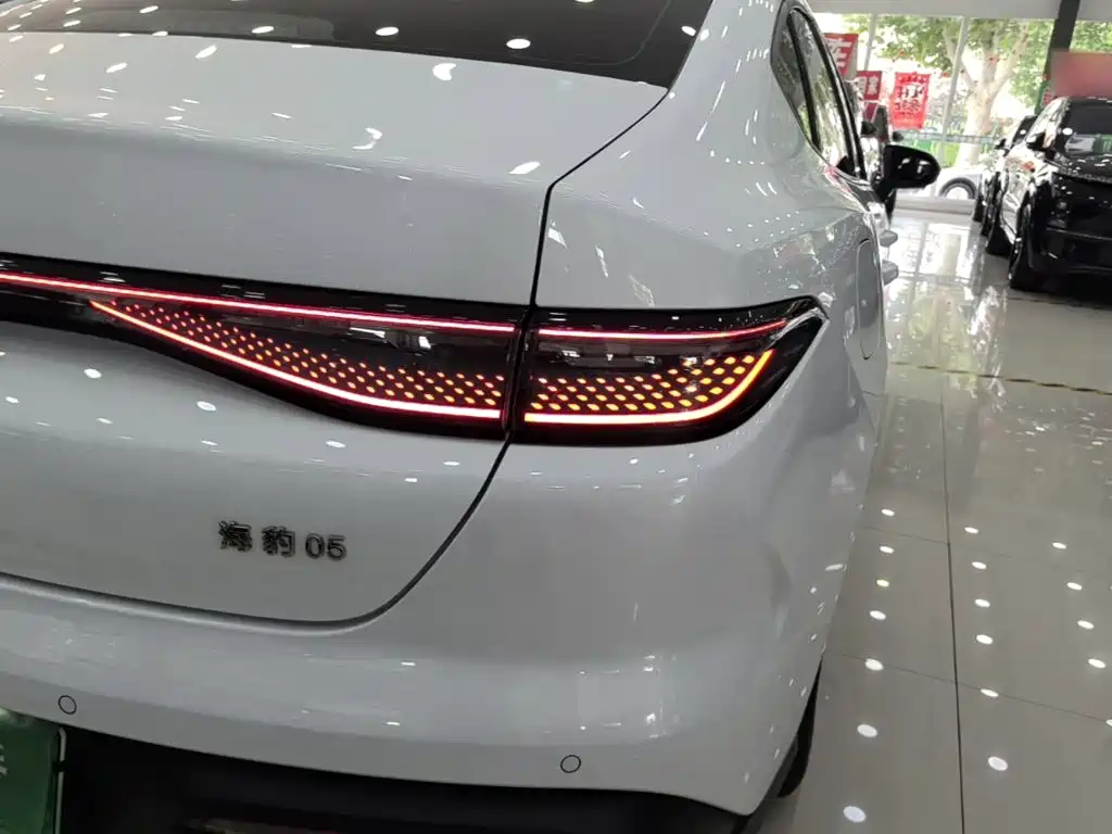 BYD Seal 05 DM-i — миниатюра 8