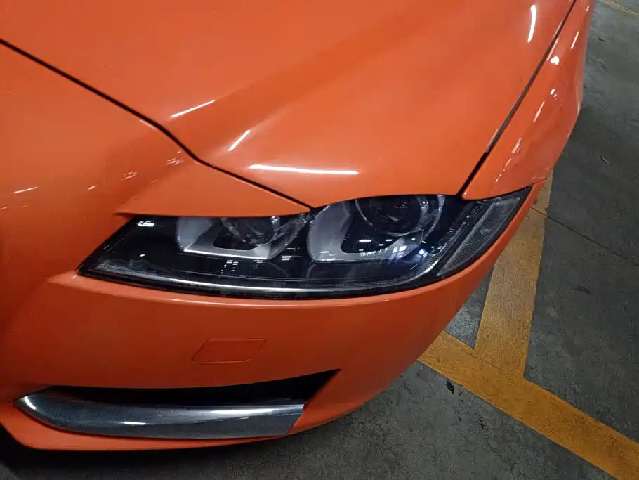 Jaguar XFL — миниатюра 5