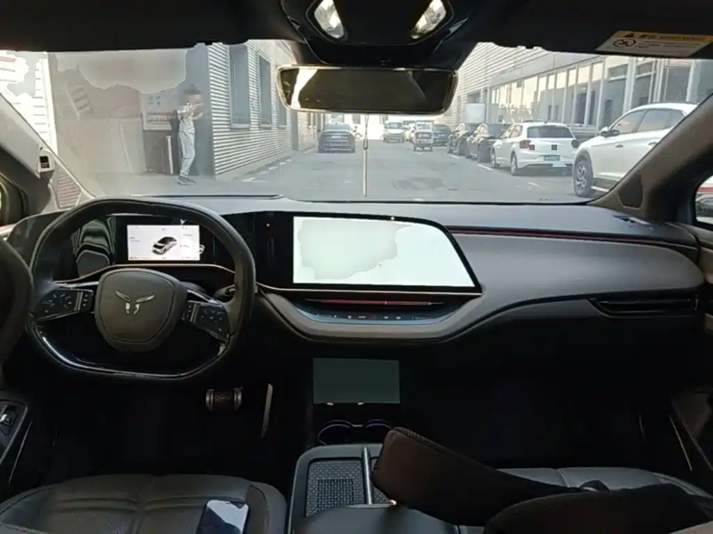 Hongqi Hongqi EH7 — миниатюра 14