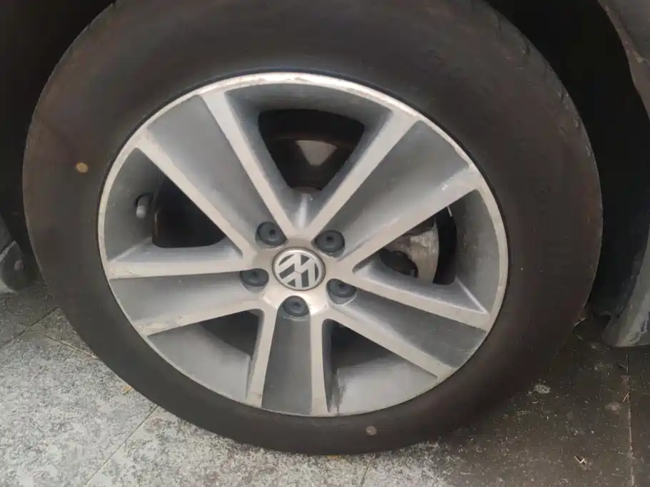 Volkswagen Polo — миниатюра 6