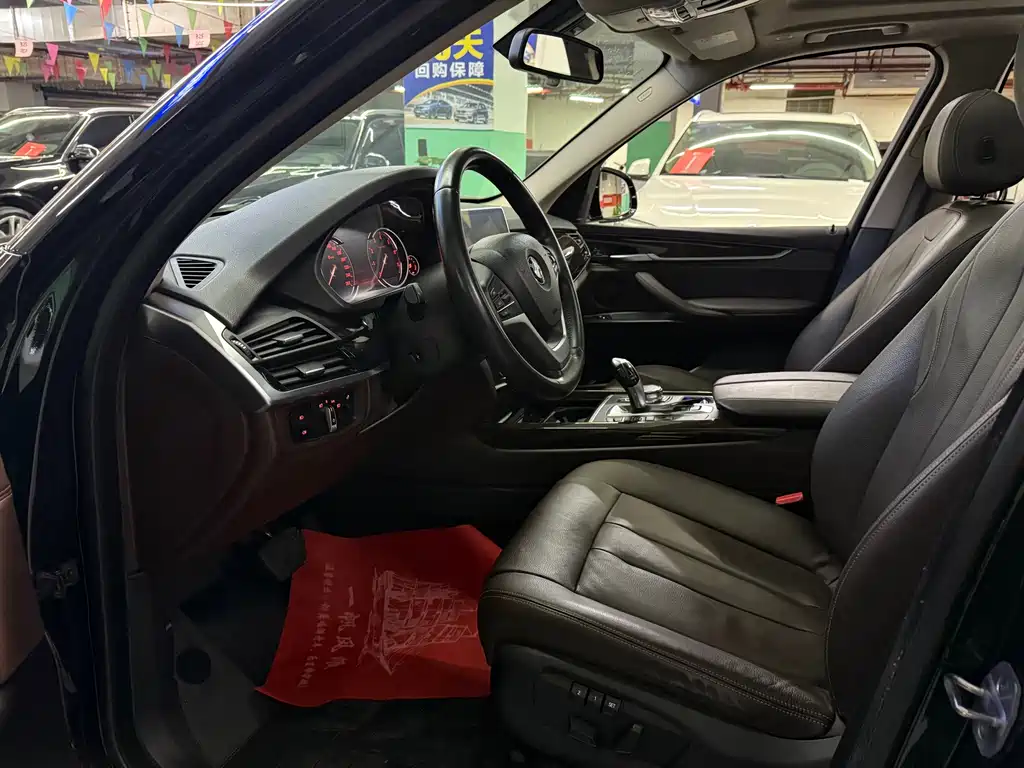 BMW X5 (Import) — миниатюра 7