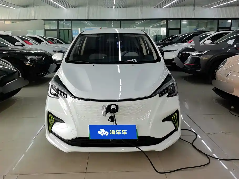 Changan Benben E-Star — миниатюра 2