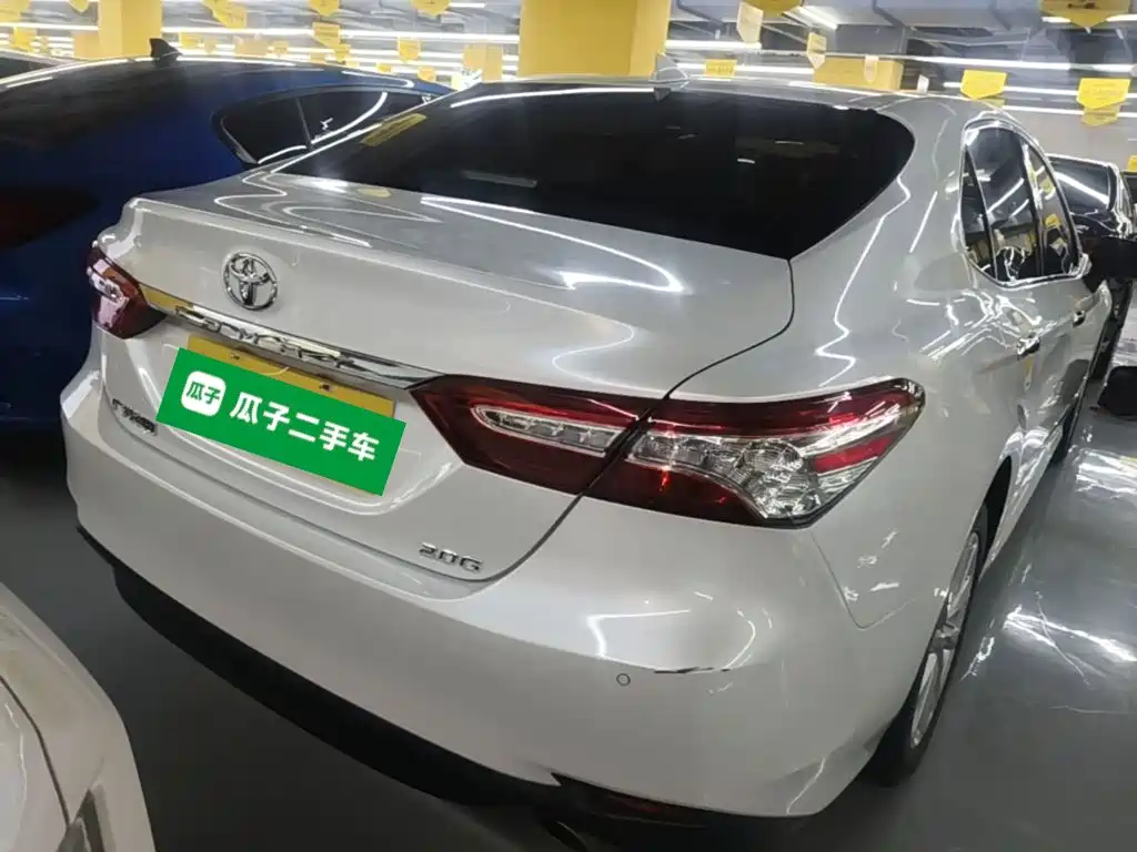 Toyota Camry — миниатюра 7