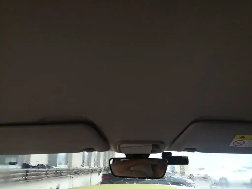 Wuling MINIEV — миниатюра 18