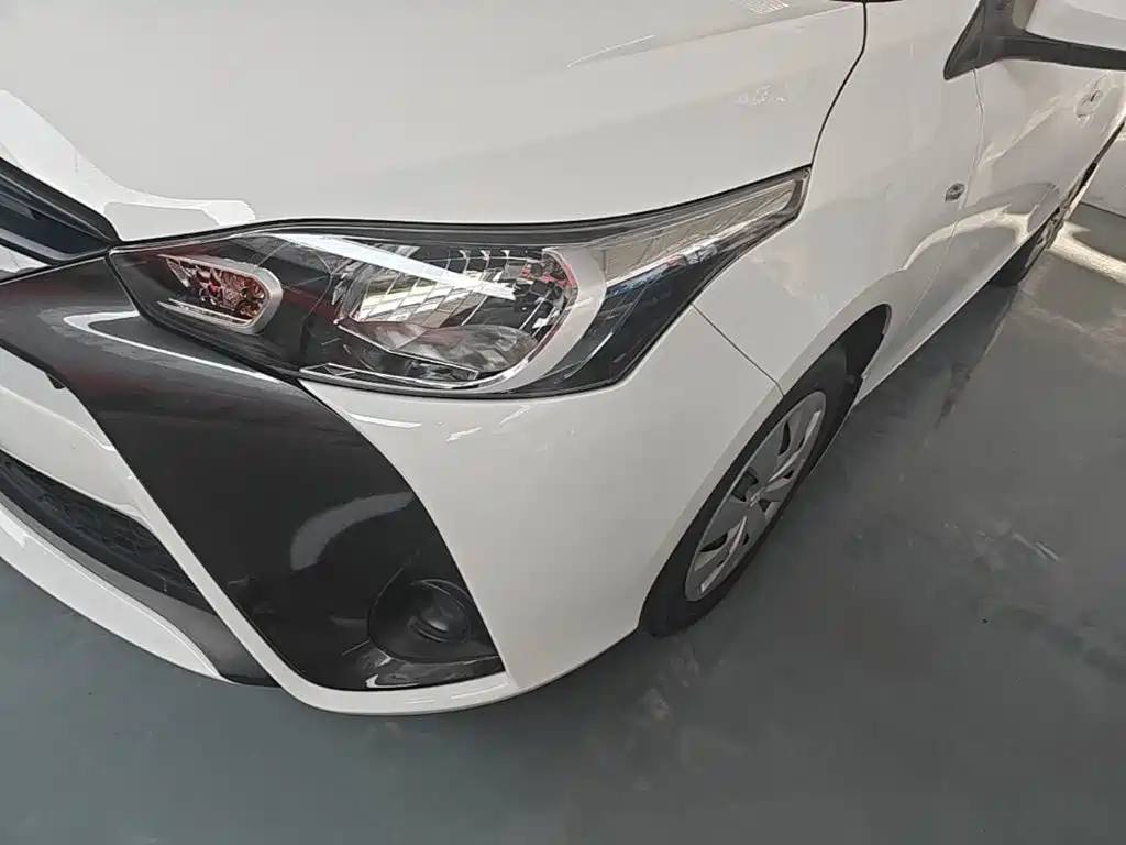 Toyota Yaris L — миниатюра 24