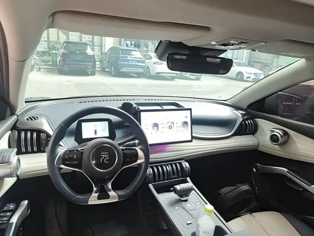 BYD Yuan Plus — миниатюра 10