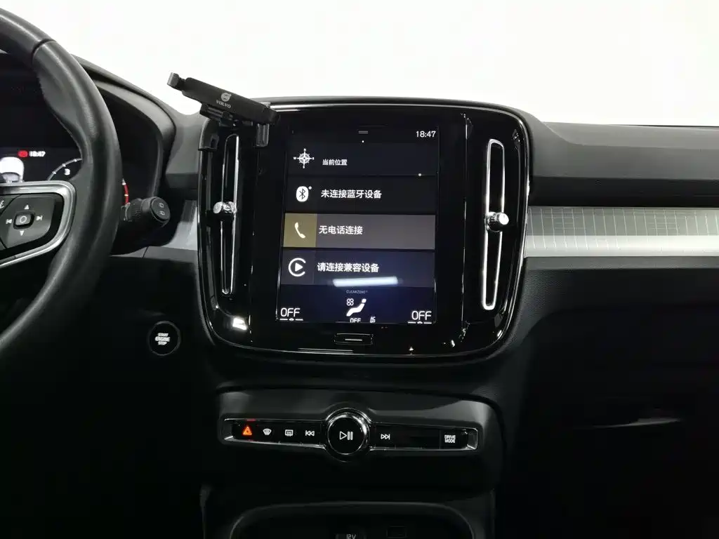 Volvo XC40 — миниатюра 12