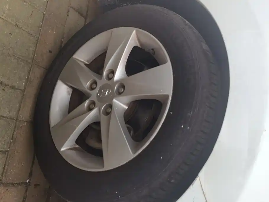 Hyundai Elantra Langdong — миниатюра 6