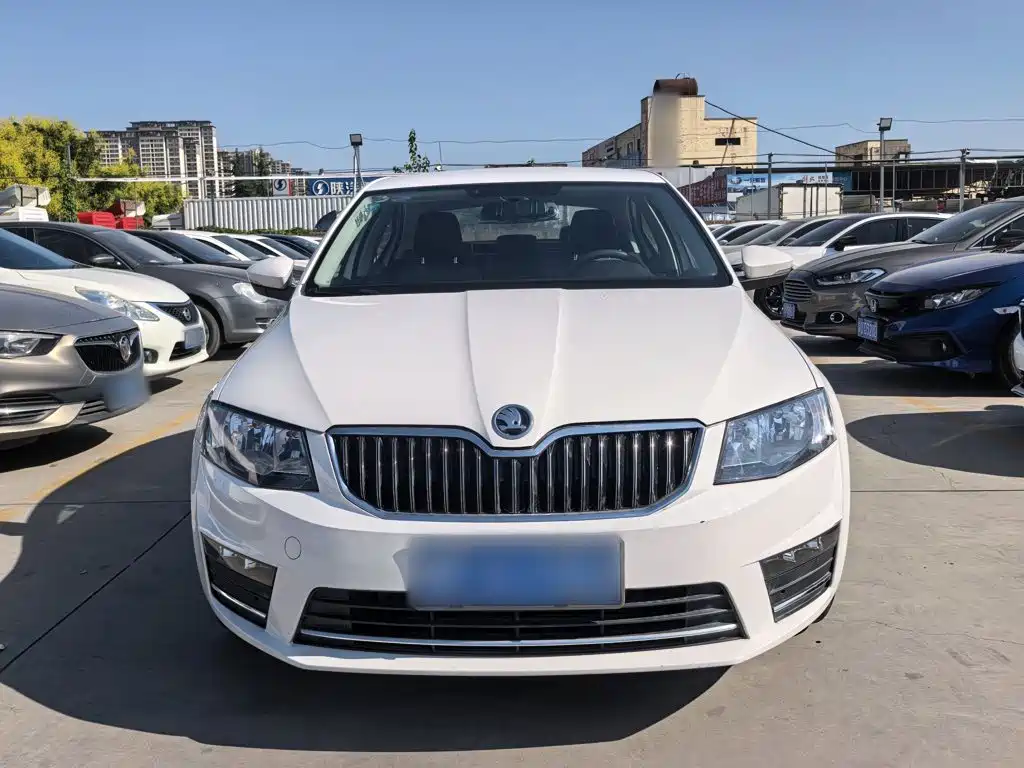 Skoda Octavia — миниатюра 3