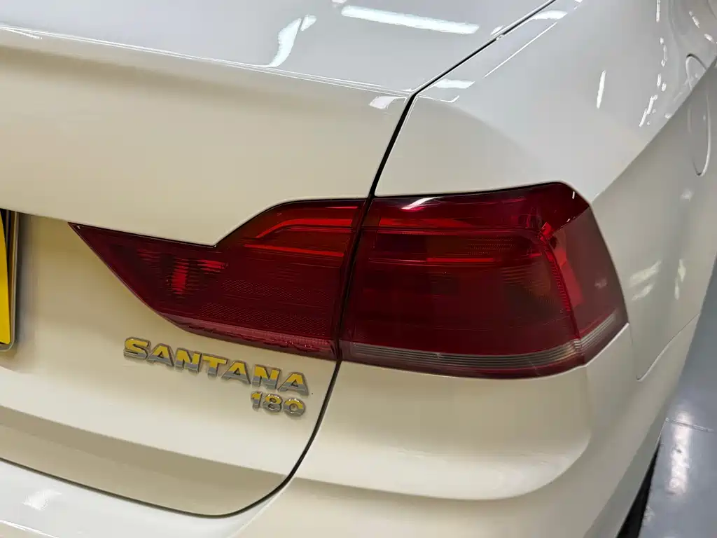 Volkswagen Santana — миниатюра 23