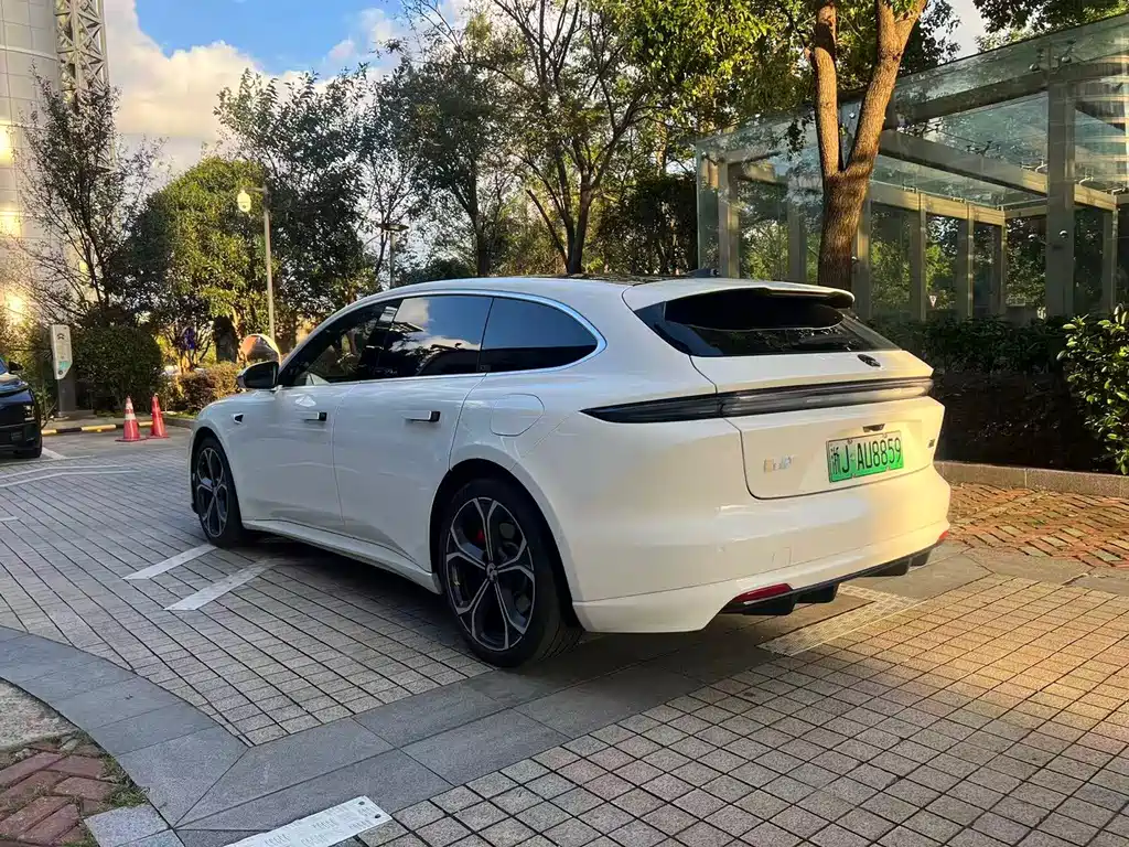 NIO ET5T — миниатюра 8