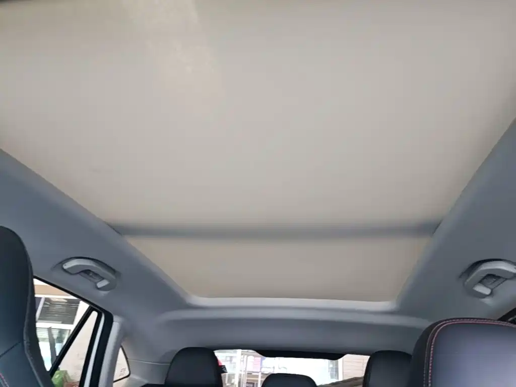 Roewe RX5 — миниатюра 18