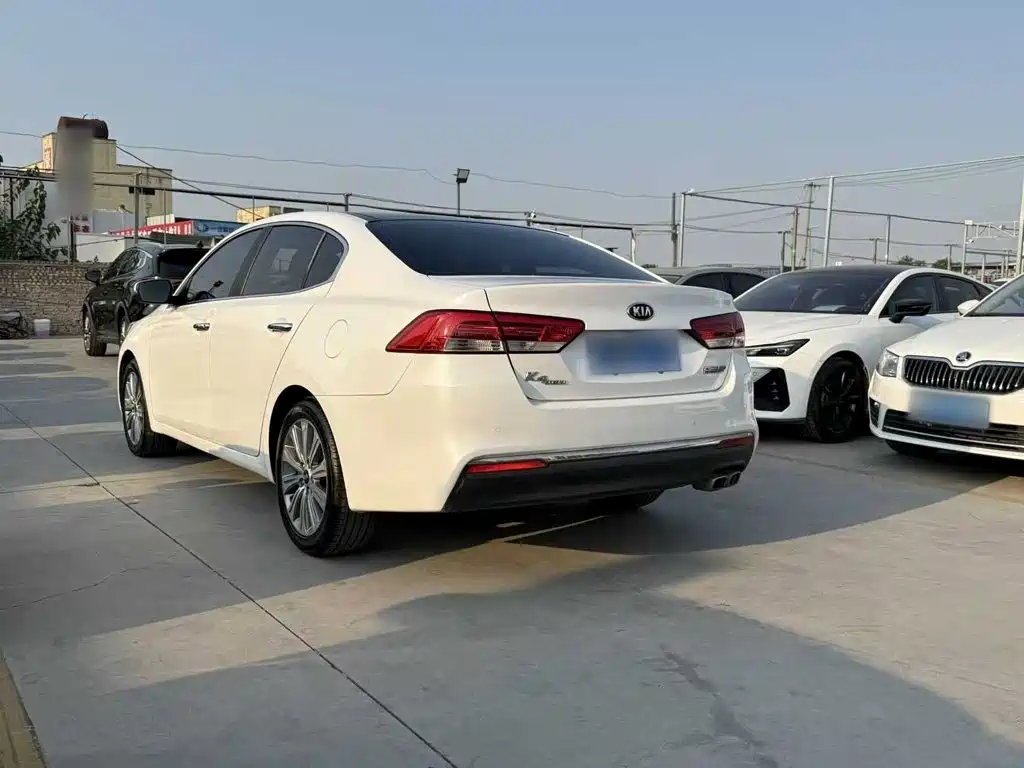 Kia K4 — миниатюра 12